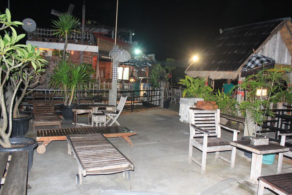 Homestay Kota Baru Jepara Exteriör bild