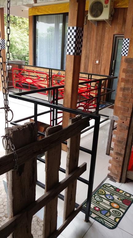 Homestay Kota Baru Jepara Exteriör bild